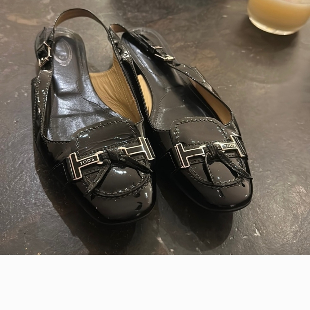 Tod's Black Patent Leather Women's Slingback Shoes